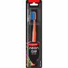 Зубная щетка Colgate Neon 2548 кончиков щетинок средней жесткости Оранжевая (2172000000022) - Image 1