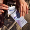 Презервативы Durex Invisible Extra Lube ультратонкие с дополнит. смазкой 12 шт. (5052197057089) - Image 6