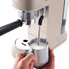 Ріжкова кавоварка еспресо DeLonghi EC 885 BG - Image 3