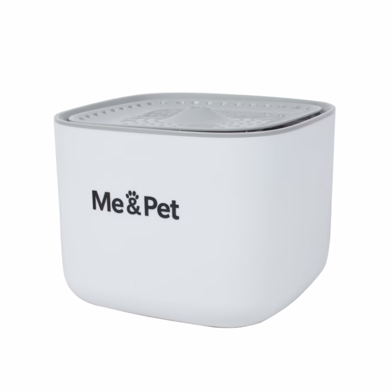 Універсальний посуд для тварин Me&Pet Поїлка фонтан 3 л біла (NMP070)