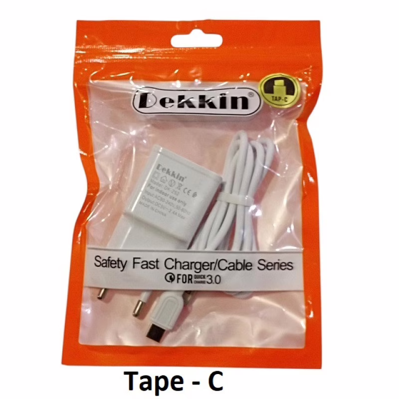 Сетевое зарядное устройство Dekkin DK-677 (5V, 2.4A, USB) + кабель Type-C