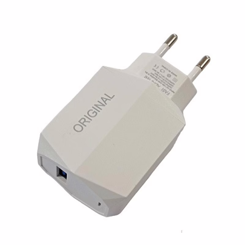 Сетевое зарядное устройство 1xUSB AC100 (Bulk)